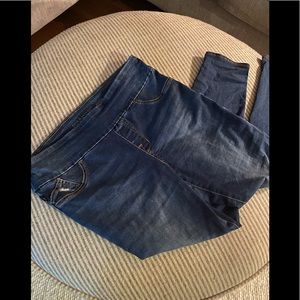Rock & Republic Jegging size 16